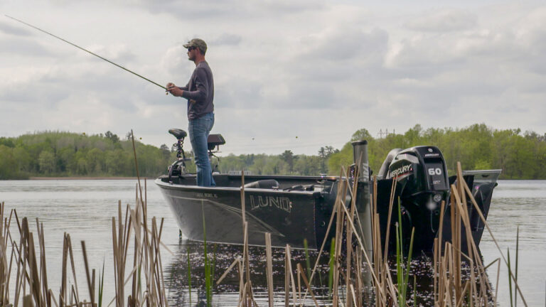 Aluminum Tiller Fishing Boat Review | 1650 Lund Rebel